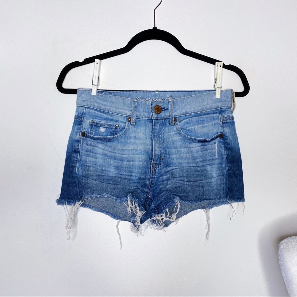 American Eagle High Rise Ombré Shorts